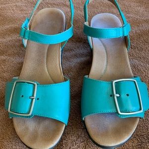 Dansko Georgie teal sandals